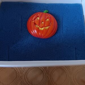 Avon Pumpkin Brooch - Orange and Green
